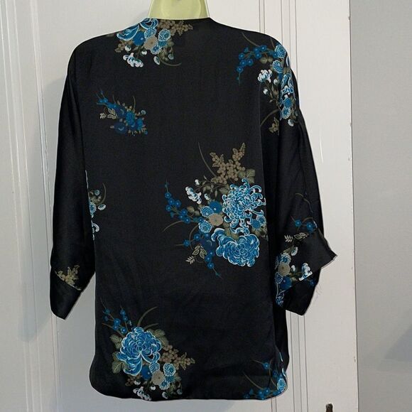 Ellison black floral short kimono jacket - Picture 5 of 7